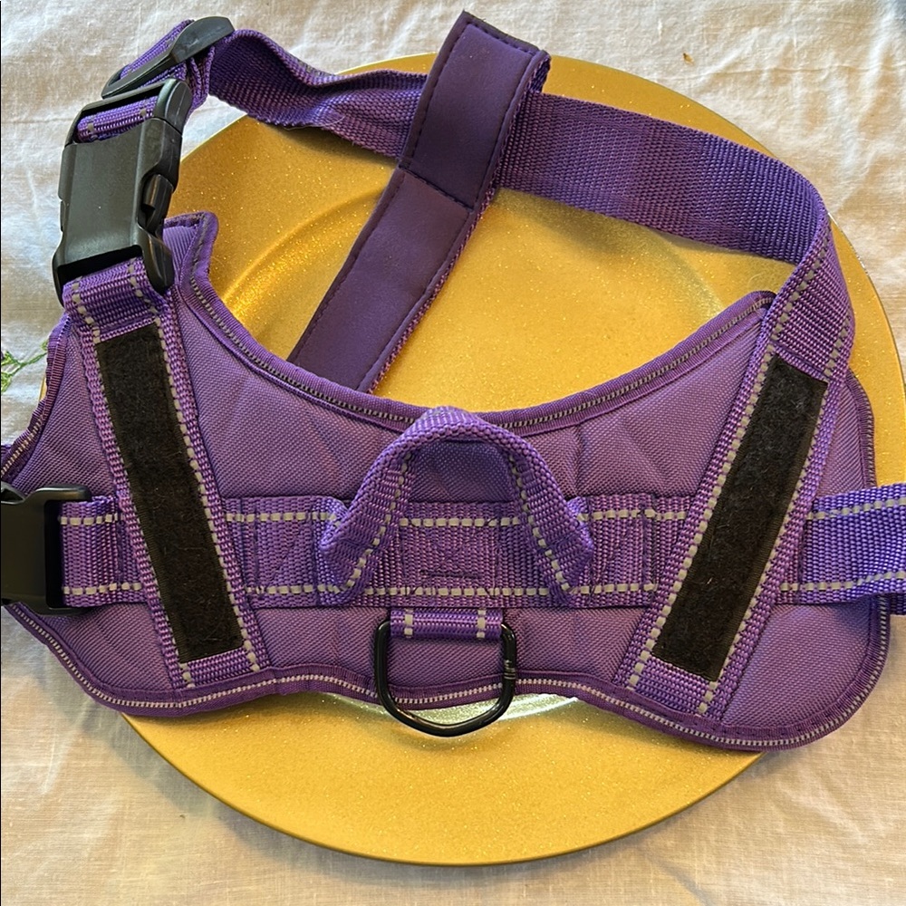 Dog Harness Size Large; NWOT; Purple Color; Perfect Condition!